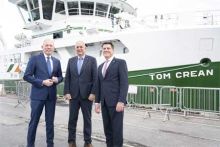 As part of European Maritime Day 2025, the Marine Institute hosted a high-level networking event aboard Ireland’s newest national research vessel, the RV Tom Crean, on Friday morning, 23rd May in the Port of Cork. Attendees included the Lord Mayor of Cork, Cllr Dan Boyle, European Commissioner for Fisheries and Oceans, Costas Kadis, and Minister of State Timmy Dooley, Dr Rick Officer, CEO of the Marine Institute, as well as senior policymakers, marine scientists, and stakeholders. The event provided an oppo